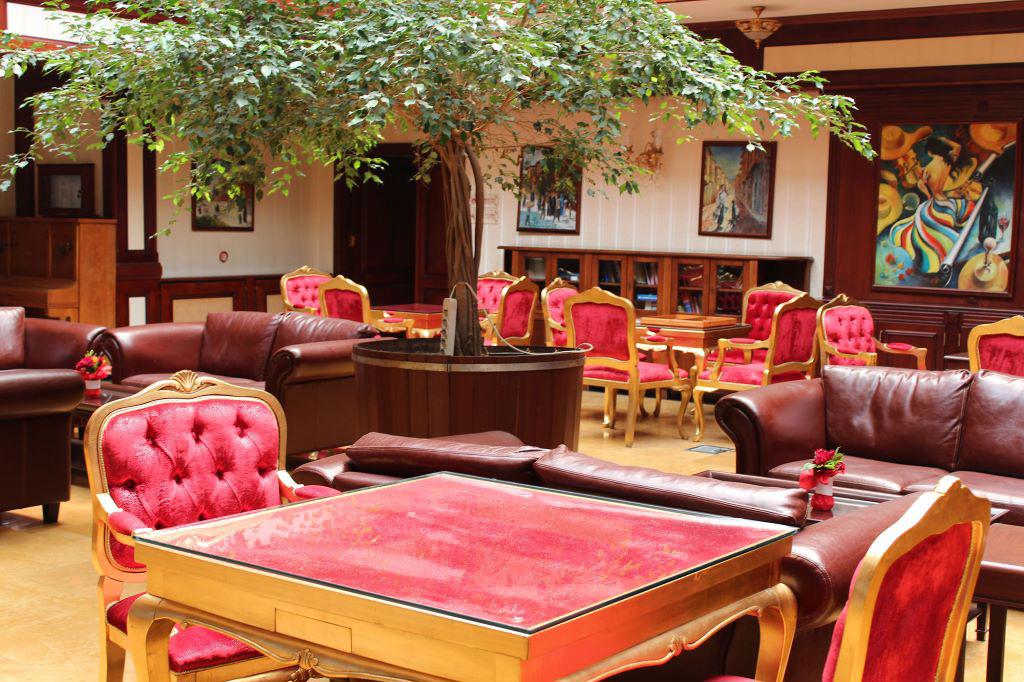 Dr Kushan Hotel