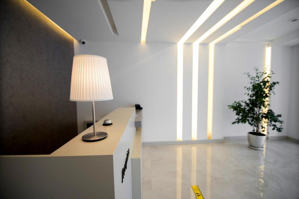Dovv Hotel Business