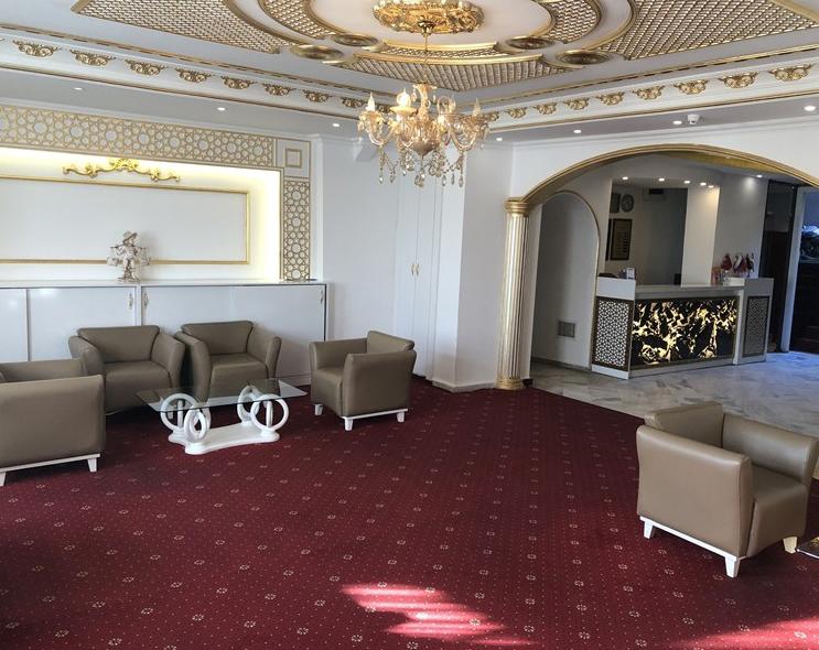 Grand Milan Hotel