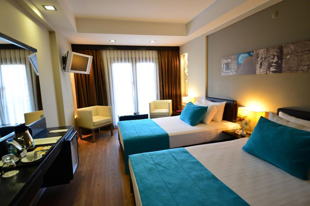 May Park Hotel