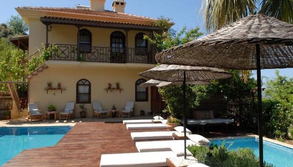 Mandarin Villa