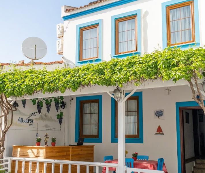 Albatros Hotel