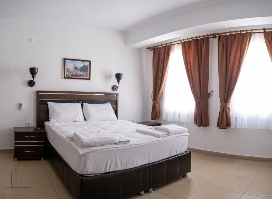 Bozcaada Albatros Otel
