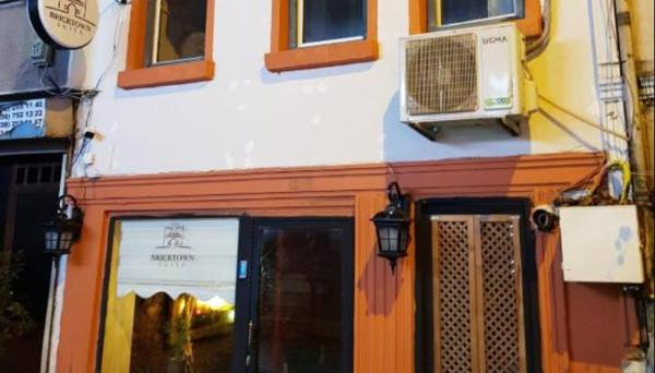 Taksim BrickTown Suite
