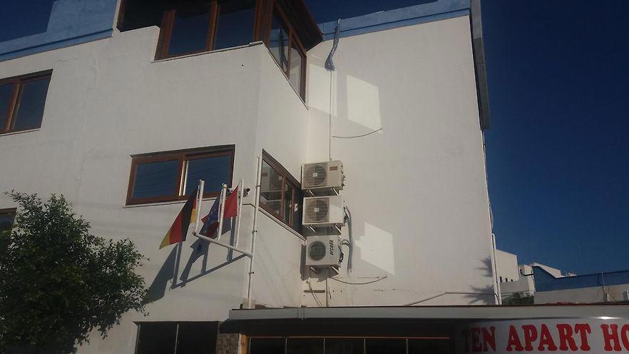 Ten Apart Hotel
