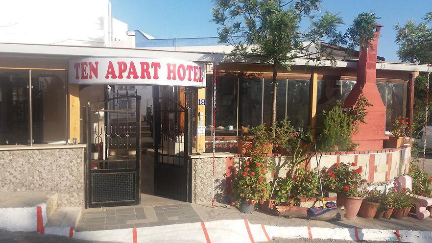 Ten Apart Hotel