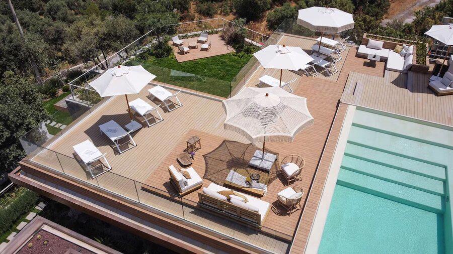 Birdcage 33 Hotel