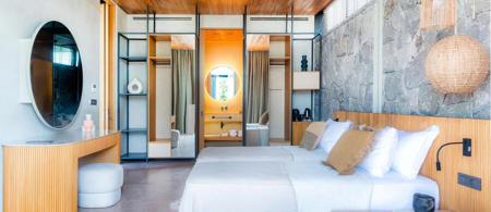 Birdcage 33 Hotel