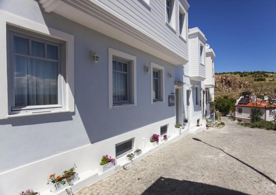 Ela Tenedos Hotel