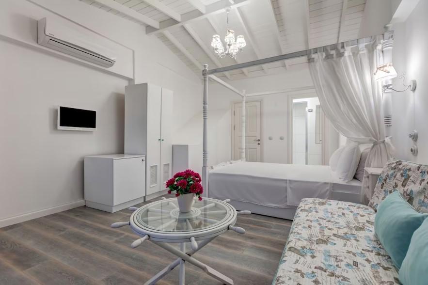 Ela Tenedos Hotel