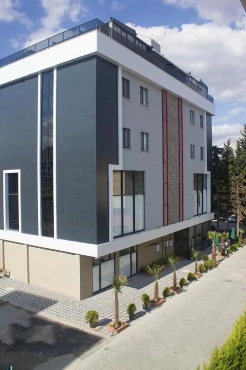 Mills Hotel