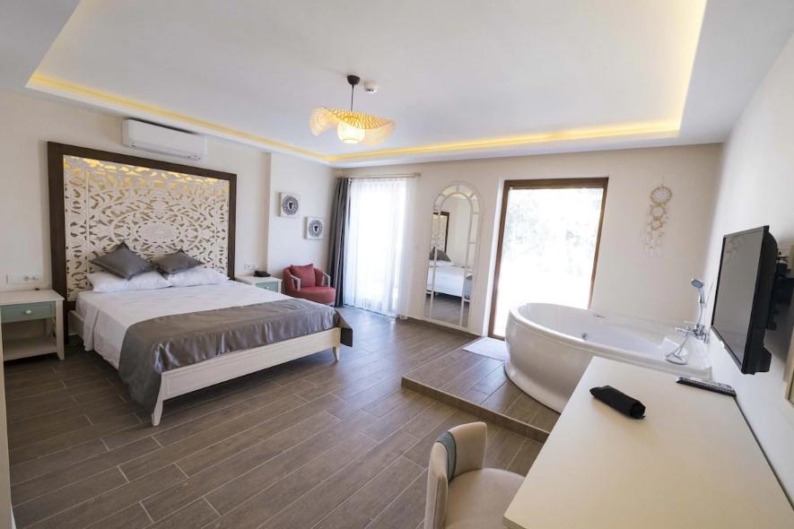 İcarus Otel Alaçatı