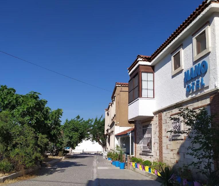Nano Hotel
