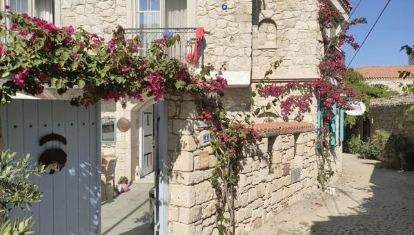 Alaçatı Asmalı Konak Otel