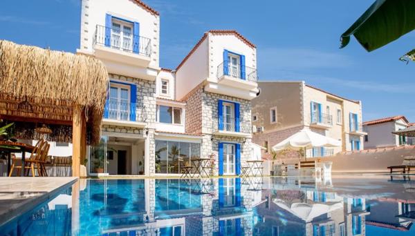 Alaçatı Fora Bella