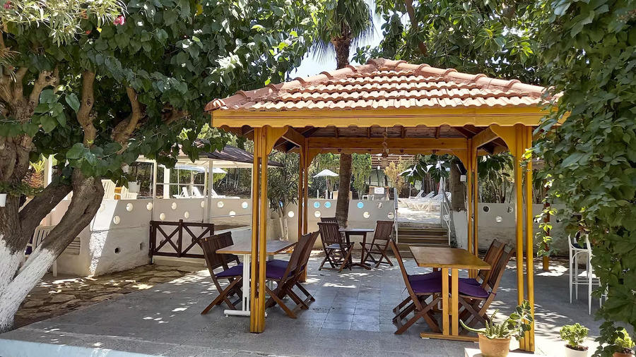 Hotel Tropicana