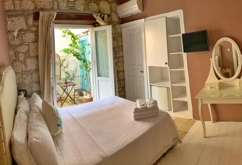 Maison D'Azur Boutique Hotel