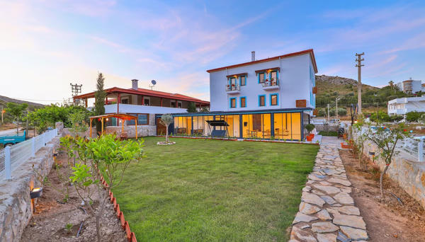 Thomas Suites Datça