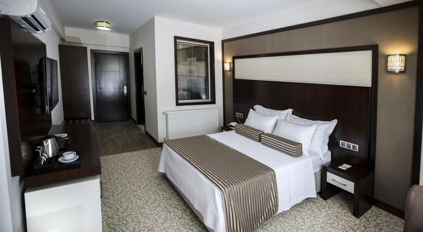 Lavin Otel