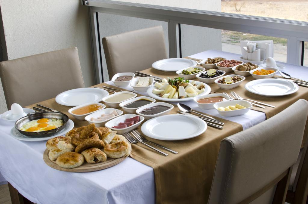 Lavin Otel