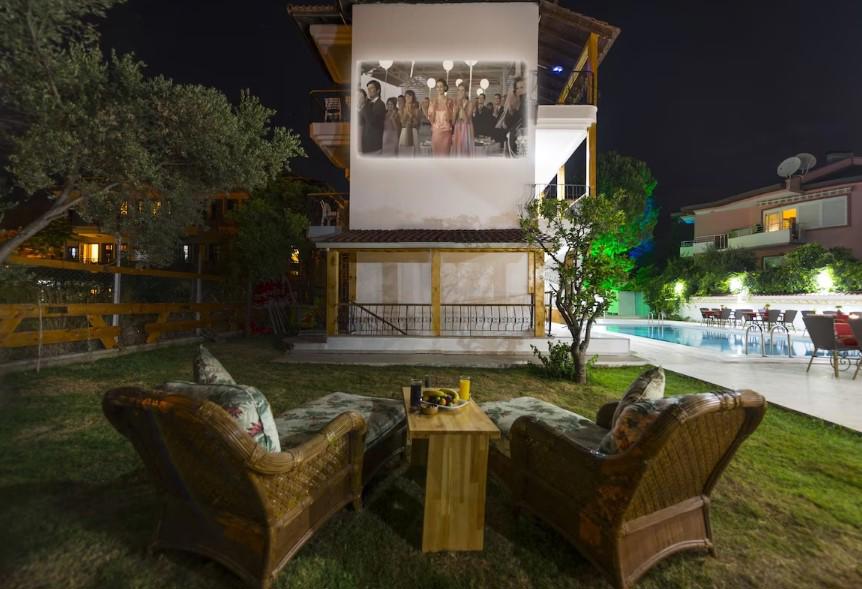 Amore Hotel