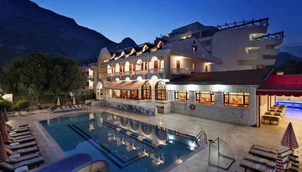 Rose Garden Premium Hotel