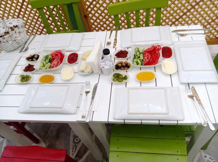 Alya Mou Butik Hotel