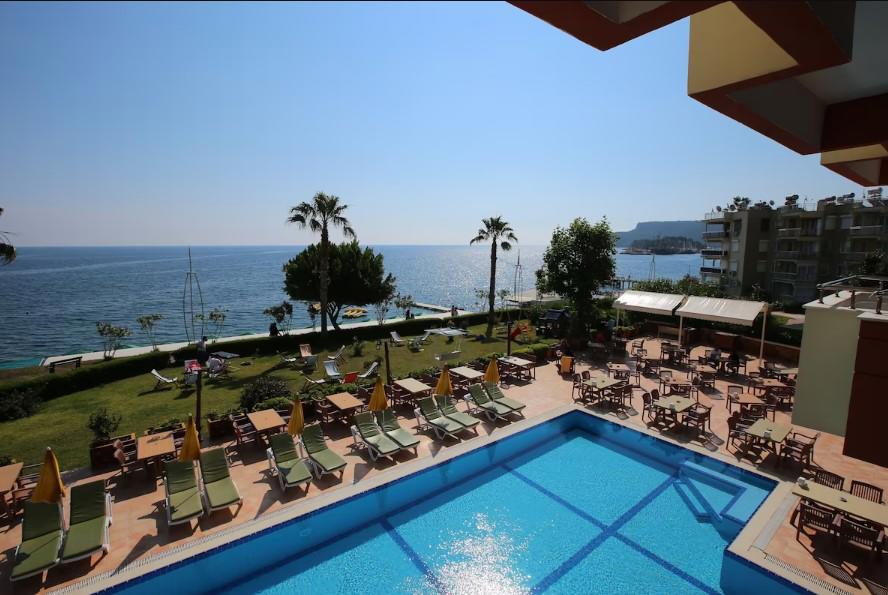 Valeri Beach Hotel