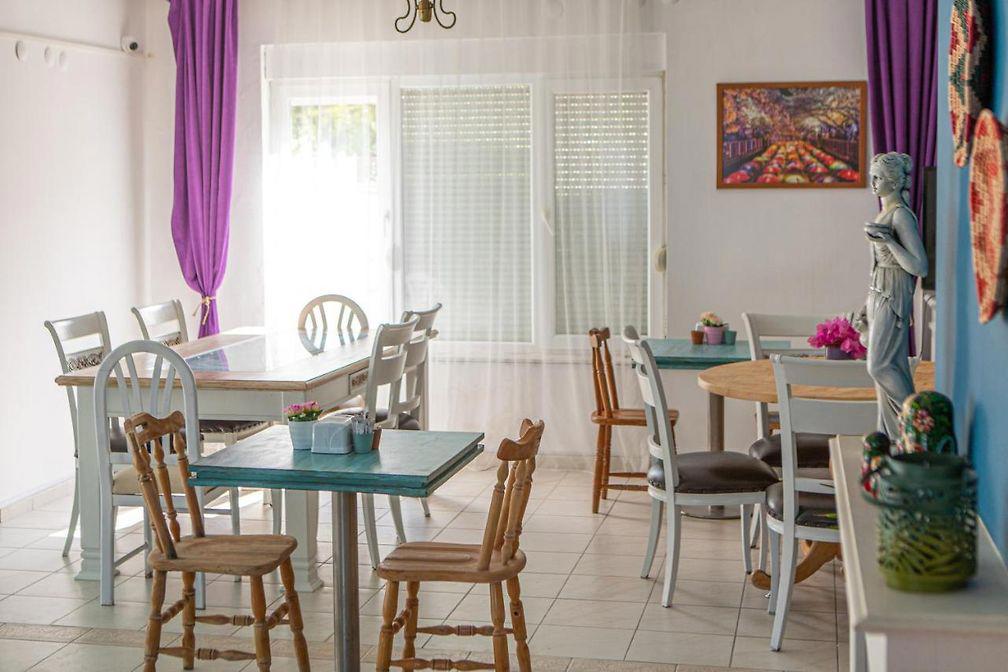 Olya Hotel
