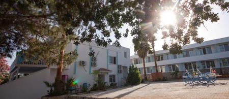 Mojo Otel Beach