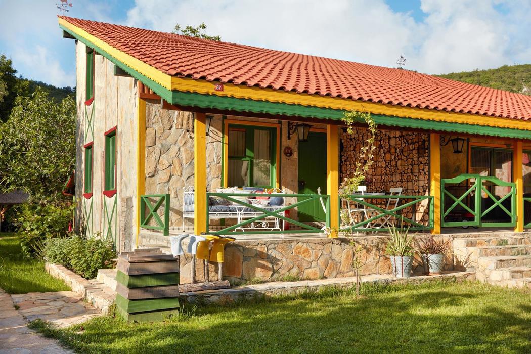 Dachas Cove Houses