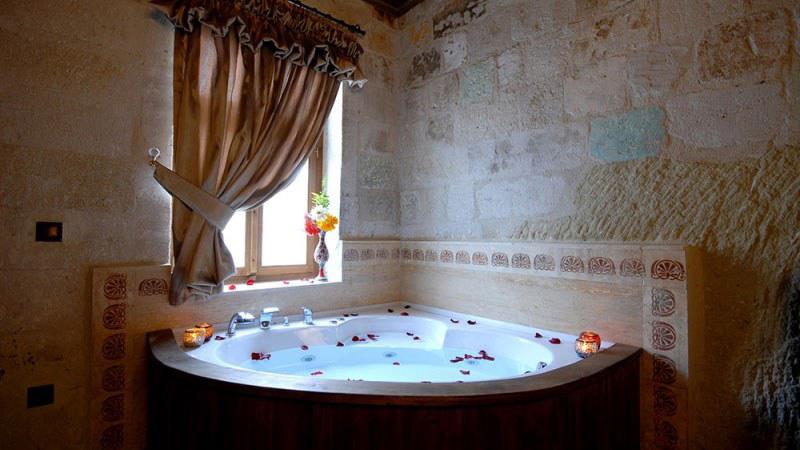Phocas Cave Suites