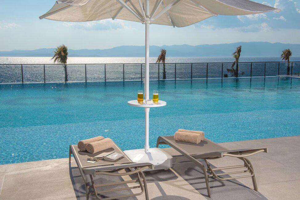 The Nowness Luxury Hotel & Spa +16