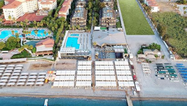 Sailors Beach Club