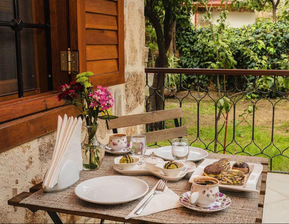Zemira Garden Hotel