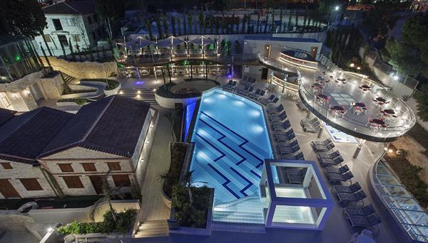 Doubletree By Hilton Kuşadası