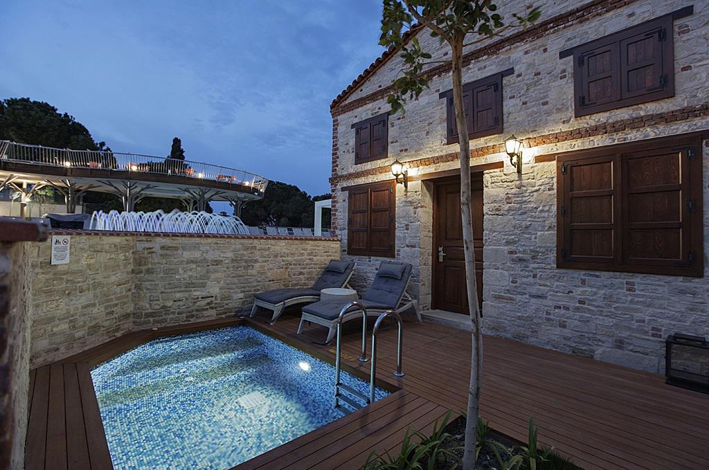 Doubletree By Hilton Kuşadası