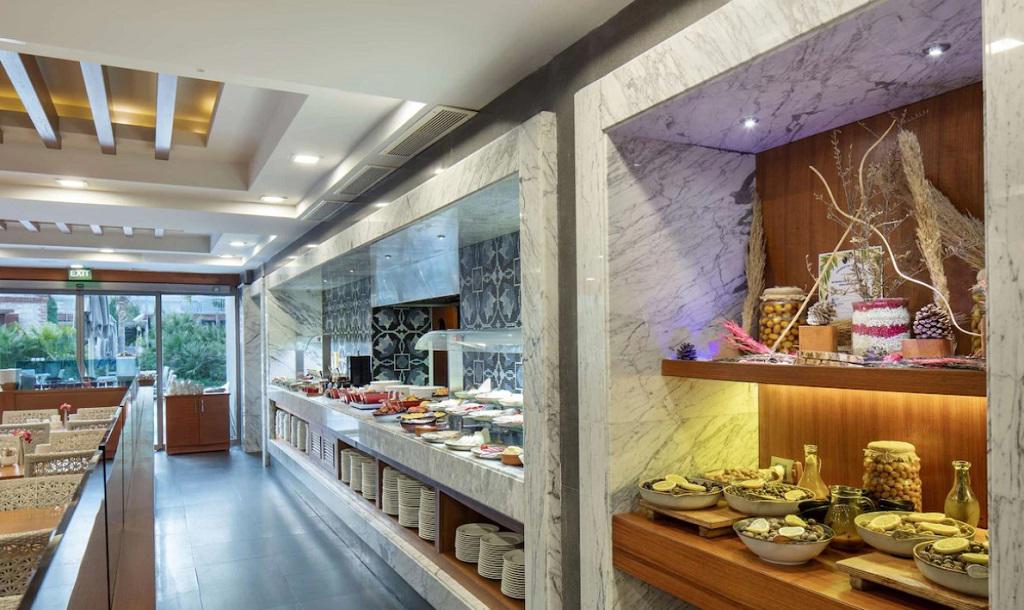 Doubletree By Hilton Kuşadası