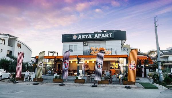 Arya Apart