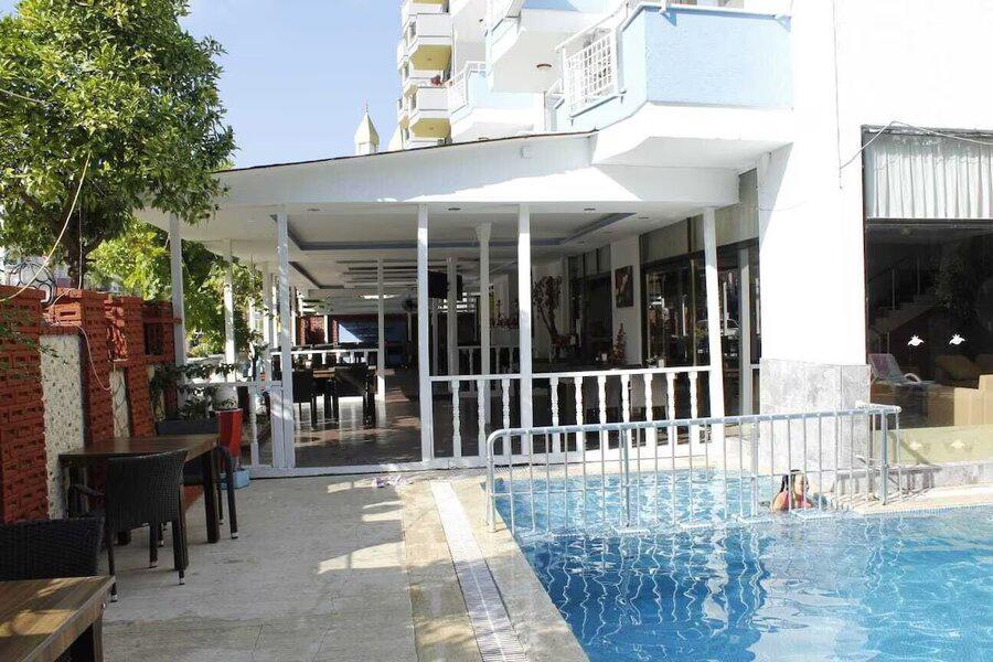 Moonlight Hotel