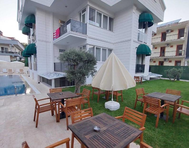 In Suit Luxury Hotel