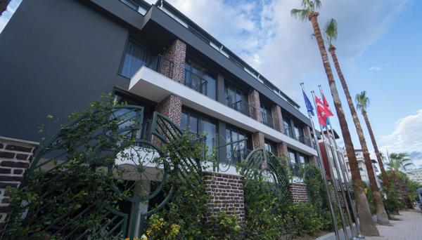 Estera Hotel