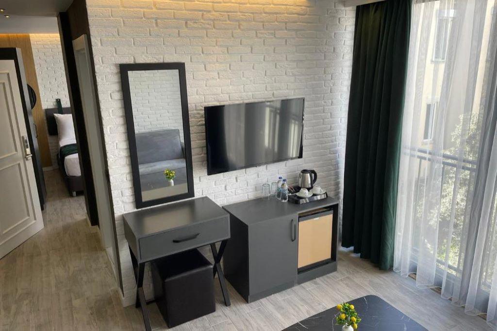 Estera Hotel