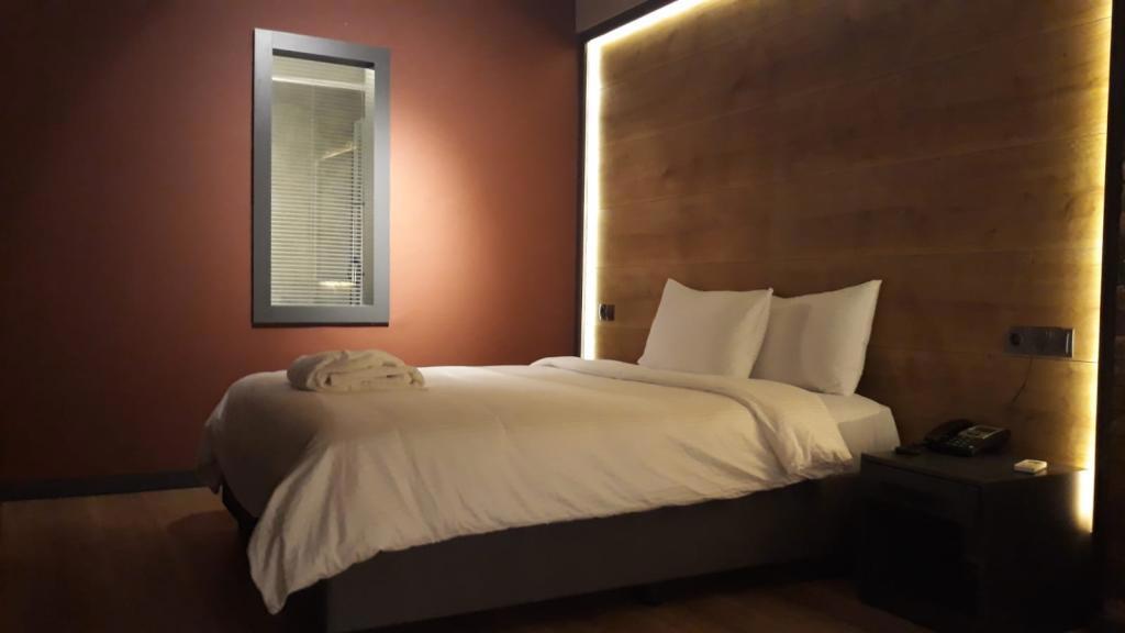 Esin Hotel