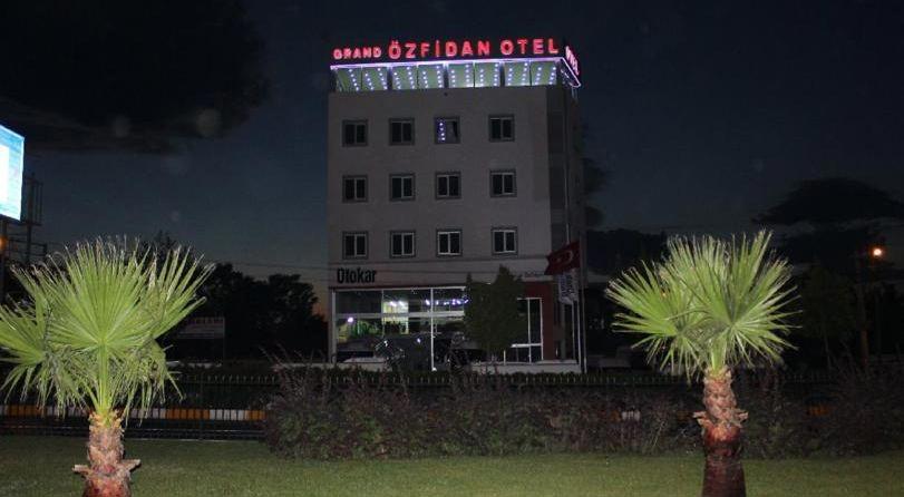 Grand Ozfidan Hotel