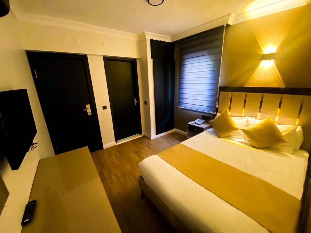 Rer Hotel