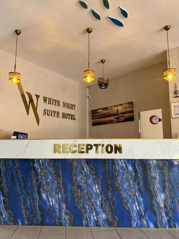 White Night Suite & Apart Hotel