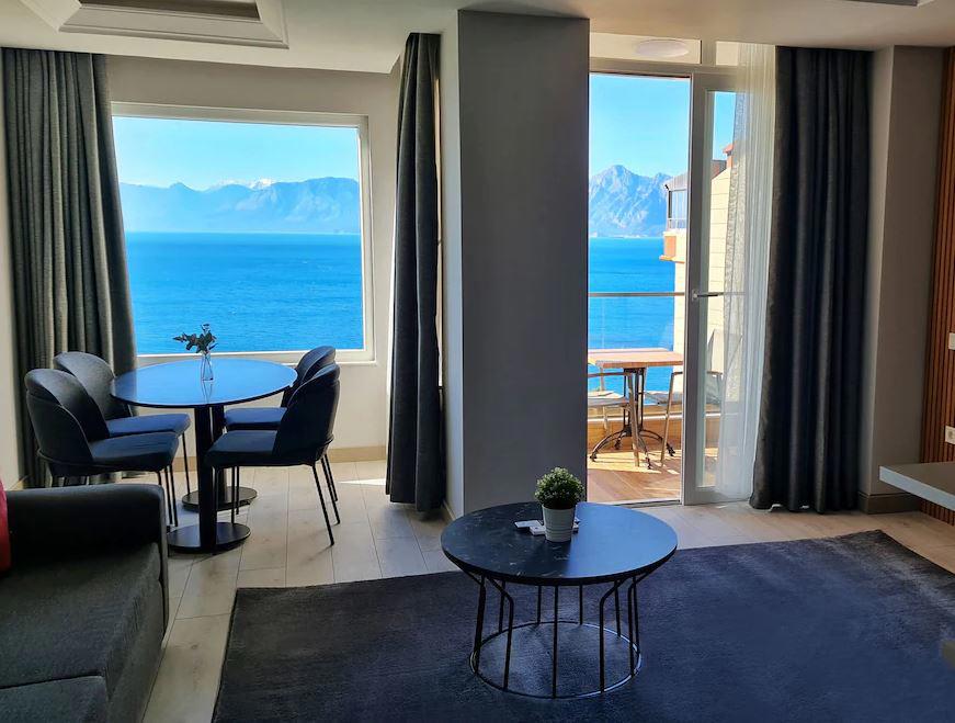 Let'stay Panorama Suites