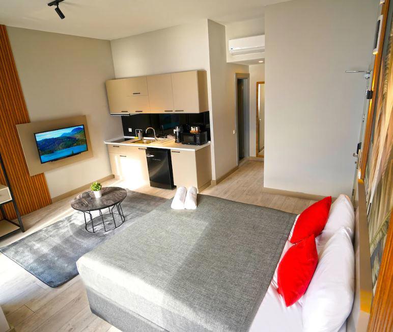 Let'stay Panorama Suites