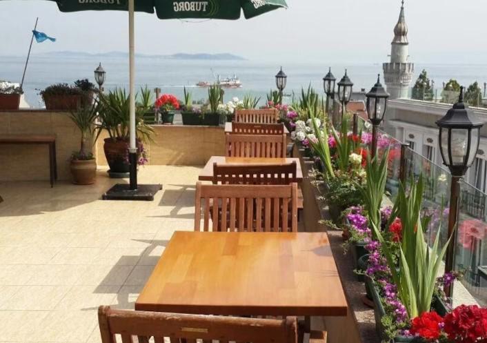 Agora Boutique Hotel & Bistro